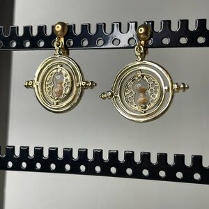 Vintage Hourglass Clip On Gold Earrings Victorian Whimsygoth Fairy